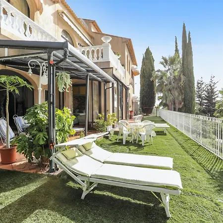 Apartmán En Bord De A Avec Piscine Privee 80 M²