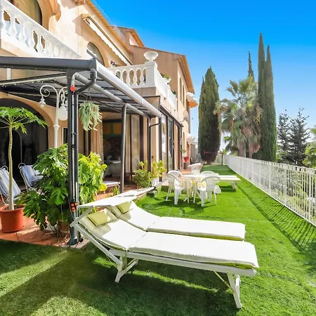 En Bord De A Avec Piscine Privee 80 M² Appartement Garavan