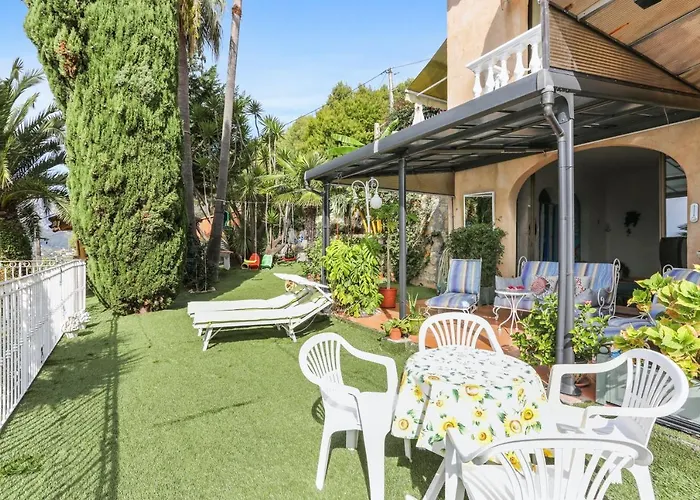 En Bord De A Avec Piscine Privee 80 M² Διαμέρισμα Μεντόν